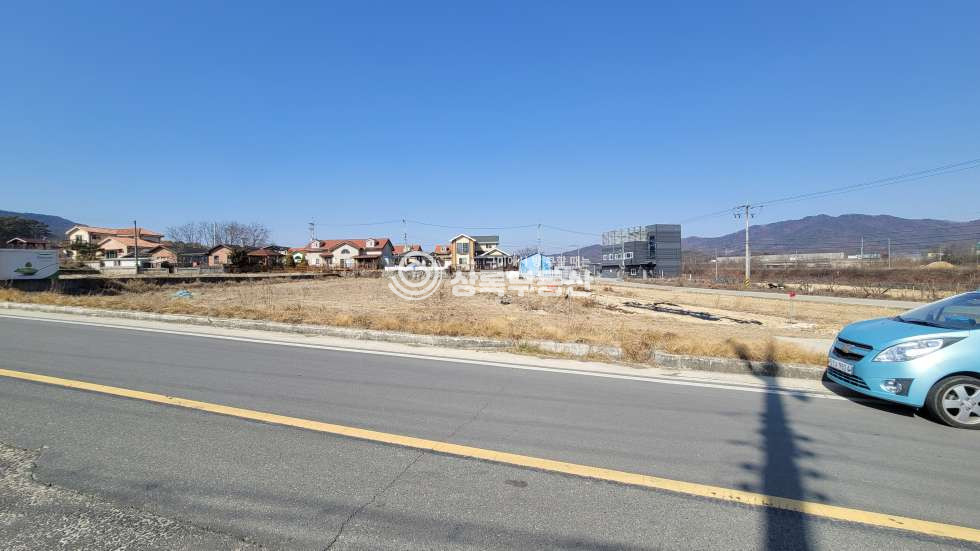 경북 김천시 아포읍 송천리 송천전원주택지앞활용도높은 반듯한토지 매매 매물번호 10494 사진 2